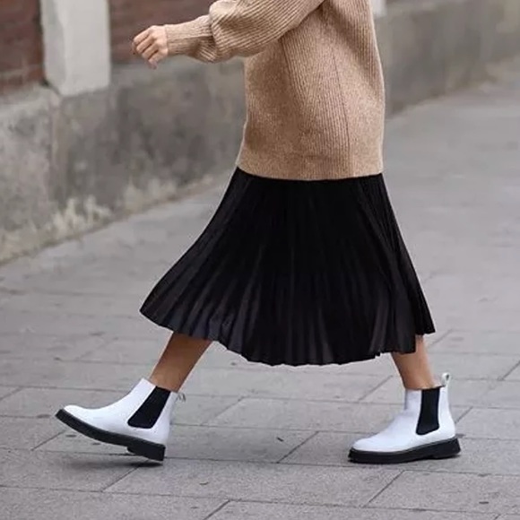 Other Stories Leather Chelsea Boot In 